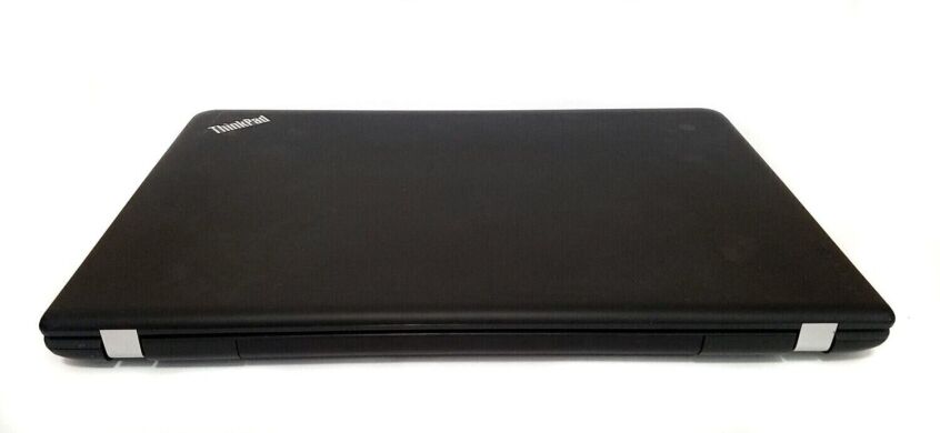 Ноутбук Lenovo ThinkPad E565 / 15.6" (1366x768) TN / AMD A10-8700P (4 ядра по 1.8 - 3.2 GHz) / 16 GB DDR3 / 800 GB SSD / AMD Radeon R5 M330, 2 GB DDR3, 64-bit / WebCam Ноутбук Lenovo ThinkPad E565 / 15.6" (1366x768) TN / AMD A10-8700P (4 ядра по 1.8 - 3.2 GHz) / 16 GB DDR3 / 800 GB SSD / AMD Radeon R5 M330, 2 GB DDR3, 64-bit / WebCam