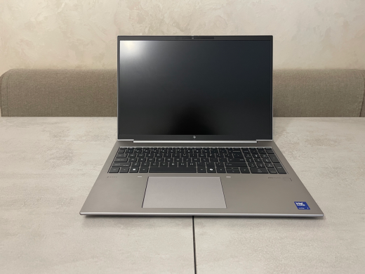 Мобильная рабочая станция HP ZBook Firefly 16 G11 / 16" (1920x1200) IPS / Intel Core Ultra 7 155H (16 (22) ядер по 1.4 - 4.8 GHz) / 16 GB DDR5 / 512 GB SSD M.2 / Intel Arc Graphics / Fingerprint /WebCam