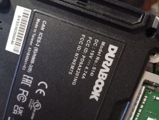 Напівзахищений ноутбук Durabook S14I / 14" (1920x1080) TN / Intel Core i5-1135G7 (4 (8) ядра по 2.4 - 4.2 GHz) / 16 GB DDR4 / 256 GB SSD / Intel Iris Xe Graphics / WebCam