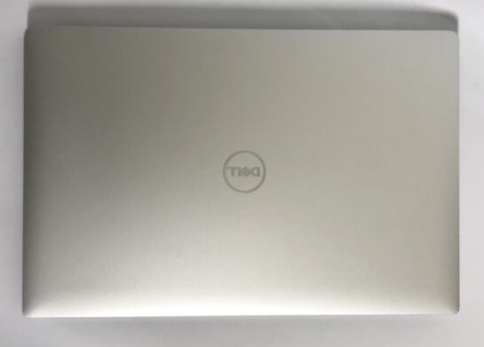 Мобильная рабочая станция Б-класс Dell Precision 5540 / 15.6" (3840x2160) IPS Touch / Intel Core i7-9850H (6 (12) ядер по 2.6 - 4.6 GHz) / 32 GB DDR4 / 512 GB SSD / nVidia Quadro T1000, 4 GB GDDR5, 128-bit / WebCam / Win 11 Pro