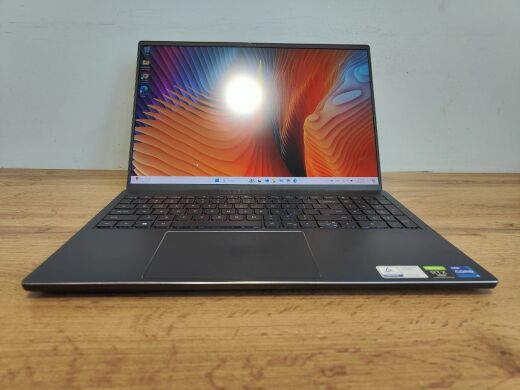 Ігровий ноутбук Б-клас Dell Inspiron 16 7610 / 16" (3072x1920) IPS / Intel Core i7-11800H (8 (16) ядер по 2.3 - 4.6 GHz) / 16 GB DDR4 / 1000 GB SSD / nVidia GeForce RTX 3060, 6 GB GDDR6, 192-bit / WebCam / Windows 11 Home