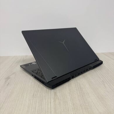 Ігровий ноутбук Б-клас Lenovo Legion 5 Pro 16ACH6H / 16" (2560x1600) IPS / AMD Ryzen 9 5900HX (8 (16) ядер по 3.3 - 4.6 GHz) / 16 GB DDR4 / 512 GB SSD NVMe / nVidia GeForce RTX 3070, 8 GB GDDR6, 256-bit / WebCam