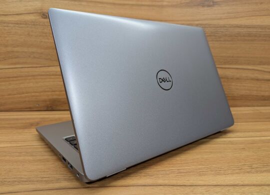 Ультрабук Dell Latitude 5440 / 14" (1920x1080) IPS / Intel Core i5-1335U (10 (12) ядер по 3.4 - 4.6 GHz) / 16 GB DDR4 / 256 GB SSD / Intel Iris Xe Graphics / WebCam / Windows 11
