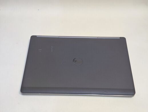 Мобильная рабочая станция Dell Precision 7710 / 17.3" (1920x1080) IPS / Intel Xeon E3-1505M v5 (4 (8) ядра по 2.8 - 3.7 GHz) / 16 GB DDR4 / 256 GB SSD / nVidia Quadro M3000M, 4 GB GDDR5, 256-bit / WebCam