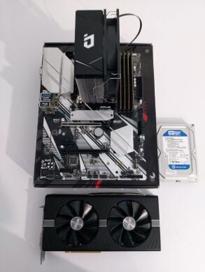 Игровой ПК Montech Tower / Intel Core i5-8400 (6 ядер по 2.8 - 4.0 GHz) / 32 GB DDR4 / 512 GB SSD M.2 + 500 GB HDD / AMD Radeon RX 580, 8 GB GDDR5, 256-bit / 600W Игровой ПК Montech Tower / Intel Core i5-8400 (6 ядер по 2.8 - 4.0 GHz) / 32 GB DDR4 / 512 GB SSD M.2 + 500 GB HDD / AMD Radeon RX 580, 8 GB GDDR5, 256-bit / 600W