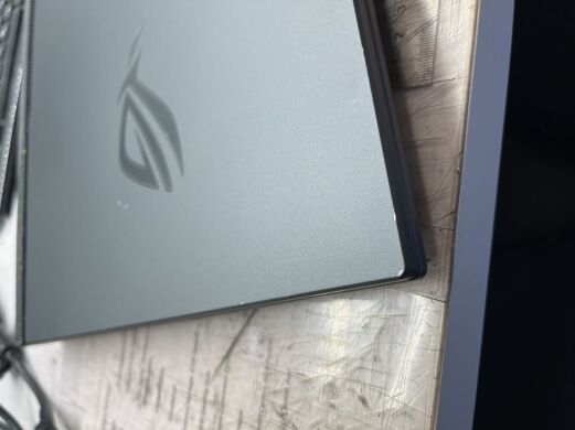 Ігровий ноутбук Б-клас Asus ROG Strix G713PI-XS96 / 17.3" (2560x1440) IPS / AMD Ryzen 9 7945HX (16 (32) ядер по 2.5 - 5.4 GHz) / 32 GB DDR5 / 960 GB SSD / nVidia GeForce RTX 4070, 8 GB GDDR6, 128-bit / WebCam