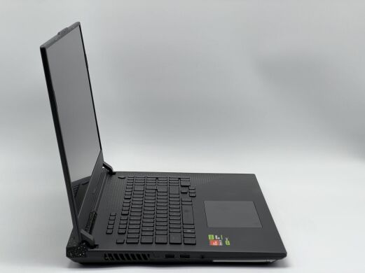 Ігровий ноутбук Б-клас Asus ROG Strix G713PI-XS96 / 17.3" (2560x1440) IPS / AMD Ryzen 9 7945HX (16 (32) ядер по 2.5 - 5.4 GHz) / 32 GB DDR5 / 960 GB SSD / nVidia GeForce RTX 4070, 8 GB GDDR6, 128-bit / WebCam