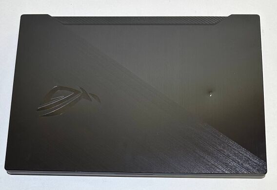 Ігровий ноутбук Б-клас Asus ROG Zephyrus GA502DU / 15.6" (1920x1080) IPS / AMD Ryzen 7 3750H (4 (8) ядра по 2.3 - 4.0 GHz) / 16 GB DDR4 / 512 GB SSD / nVidia GeForce GTX 1660 Ti Max-Q, 6 GB GDDR6, 192-bit Ігровий ноутбук Б-клас Asus ROG Zephyrus GA502DU / 15.6" (1920x1080) IPS / AMD Ryzen 7 3750H (4 (8) ядра по 2.3 - 4.0 GHz) / 16 GB DDR4 / 512 GB SSD / nVidia GeForce GTX 1660 Ti Max-Q, 6 GB GDDR6, 192-bit