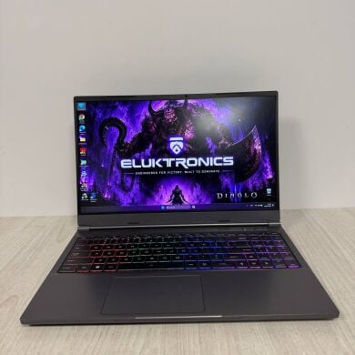 Ігровий ноутбук Б-клас Eluktronics MAX-15 / 15.6" (2560x1440) IPS / Intel Core i9-12900H (14 (20) ядер по 2.5 - 5.0 GHz) / 16 GB DDR5 / 512 GB SSD / nVidia GeForce RTX 3080, 8 GB GDDR6, 256-bit / WebCam