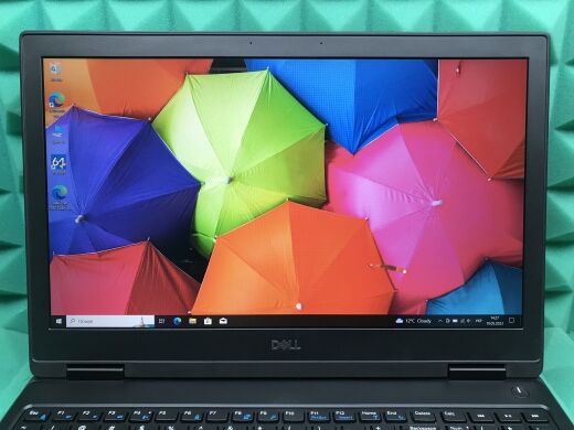 Мобільна робоча станція Б-клас Dell Precision 7530 / 15.6" (1920x1080) IPS / Intel Core i5-8400H (4 (8) ядер по 2.5 - 4.2 GHz) / 64 GB DDR4 / 512 GB SSD M.2 + 512 GB SSD M.2 / AMD Radeon Pro WX 4150, 4 GB GDDR5, 128-bit / Windows 10 ліцензія Мобільна робоча станція Б-клас Dell Precision 7530 / 15.6" (1920x1080) IPS / Intel Core i5-8400H (4 (8) ядер по 2.5 - 4.2 GHz) / 64 GB DDR4 / 512 GB SSD M.2 + 512 GB SSD M.2 / AMD Radeon Pro WX 4150, 4 GB GDDR5, 128-bit / Windows 10 ліцензія