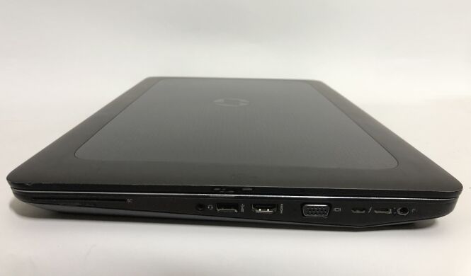 Мобильная рабочая станция Б-класс HP ZBook 17 G3 / 17.3" (1920x1080) IPS / Intel Xeon E3-1535M v5 (4 (8) ядра по 2.9 - 3.8 GHz) / 16 GB DDR4 / 256 GB SSD / nVidia Quadro M3000M, 4 GB GDDR5, 256-bit / WebCam / Win 10 Pro Мобильная рабочая станция Б-класс HP ZBook 17 G3 / 17.3" (1920x1080) IPS / Intel Xeon E3-1535M v5 (4 (8) ядра по 2.9 - 3.8 GHz) / 16 GB DDR4 / 256 GB SSD / nVidia Quadro M3000M, 4 GB GDDR5, 256-bit / WebCam / Win 10 Pro