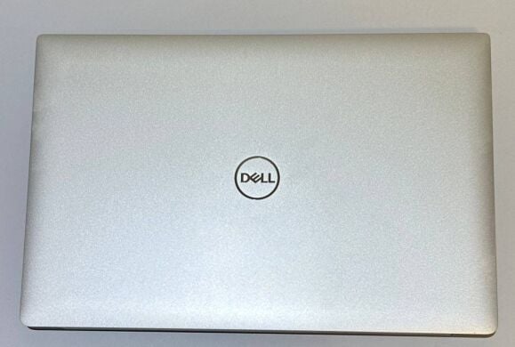 Мобильная рабочая станция Dell Precision 5530 / 15.6" (1920x1080) IPS / Intel Core i7-8850H (6 (12) ядра по 2.6 - 4.3 GHz) / 16 GB DDR4 / 256 GB SSD / nVidia Quadro P1000, 4 GB GDDR5, 128-bit / WebCam