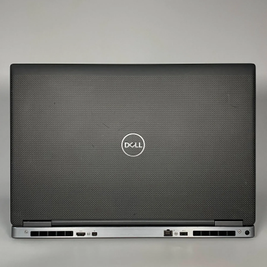 Мобильная рабочая станция Dell Precision 7740 / 17.3" (1920x1080) IPS / Intel Core i9-9980HK (8 (16) ядер по 2.4 - 5.0 GHz) / 16 GB DDR4 / 512 GB SSD / nVidia Quadro RTX 3000, 6 GB GDDR6, 192-bit / HDMI