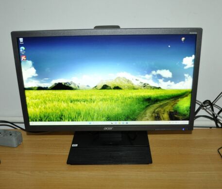 Монитор Б-класс Acer Professional B226HQL / 22" (1920x1080) TN / VGA, DVI, DisplayPort / Встроенные колонки 1x 1W + Без кабелей