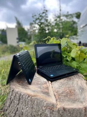 Нетбук-трансформер Lenovo ThinkPad Yoga 11e / 11.6" (1366x768) TN Touch / Intel Celeron N3450 (4 ядра по 1.1 - 2.2 GHz) / 4 GB DDR3 / 128 GB SSD / Intel HD Graphics 500 / WebCam / Win 10 Pro