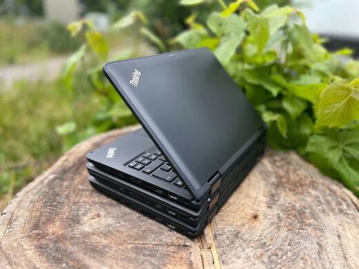Нетбук-трансформер Lenovo ThinkPad Yoga 11e / 11.6" (1366x768) TN Touch / Intel Celeron N3450 (4 ядра по 1.1 - 2.2 GHz) / 4 GB DDR3 / 128 GB SSD / Intel HD Graphics 500 / WebCam / Win 10 Pro