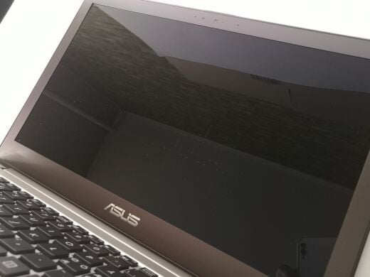 Ноутбук Б-клас Asus ZenBook U500V / 15.6'' (2880x1620) IPS / Intel Core i7-3632QM (4 (8) ядра по 2.2 - 3.2 GHz) / 8 GB DDR3 / 256 GB SSD / nVidia GeForce GT 650M, 2 GB GDDR3, 128-bit / WebCam / HDMI Ноутбук Б-клас Asus ZenBook U500V / 15.6'' (2880x1620) IPS / Intel Core i7-3632QM (4 (8) ядра по 2.2 - 3.2 GHz) / 8 GB DDR3 / 256 GB SSD / nVidia GeForce GT 650M, 2 GB GDDR3, 128-bit / WebCam / HDMI