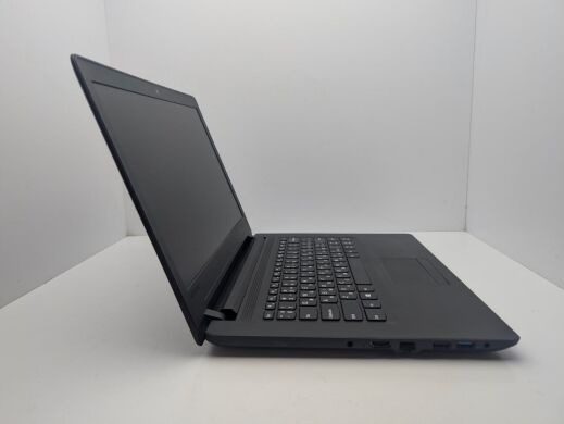 Ноутбук Dell Inspiron N7110 / 17.3" (1600x900) TN / Intel Core i3-2310M (2 (4) ядра по 2.1 GHz) / 6 GB DDR3 / 240 GB SSD / Intel HD Graphics 3000 / WebCam