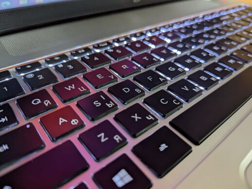 Ноутбук HP Envy TS 15 / 15.6" (1920x1080) IPS Touch / Intel Core i7-4700MQ (4 (8) ядра по 2.4 - 3.4 GHz) / 16 GB DDR3 / 480 GB SSD / nVidia GeForce GT 740M, 2 GB DDR3, 64-bit / WebCam / Fingerprint / Windows 10 Ноутбук HP Envy TS 15 / 15.6" (1920x1080) IPS Touch / Intel Core i7-4700MQ (4 (8) ядра по 2.4 - 3.4 GHz) / 16 GB DDR3 / 480 GB SSD / nVidia GeForce GT 740M, 2 GB DDR3, 64-bit / WebCam / Fingerprint / Windows 10