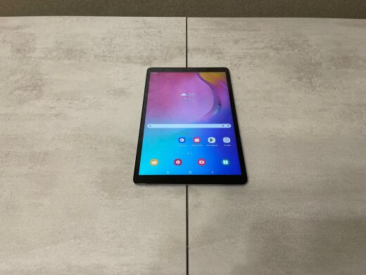 Планшет Samsung Galagy Tab A (SM-T510) / 10.1" (1920x1200) IPS / Exynos 7904 (8 ядер по 1.8 GHz) / 2 GB RAM / 32 GB Memory / USB Type-C