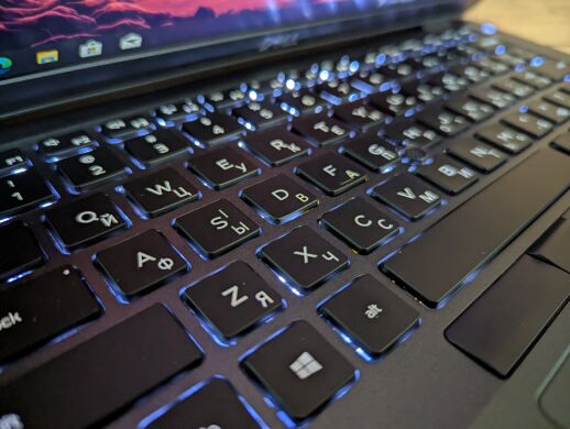 Ультрабук Dell Latitude 5401 / 14" (1920x1080) IPS / Intel Core i5-9400H (4 (8) ядра по 2.5 - 4.3 GHz) / 16 GB DDR4 / 256 GB SSD / nVidia GeForce MX150, 2 GB GDDR5, 64-bit / WebCam / Windows 10