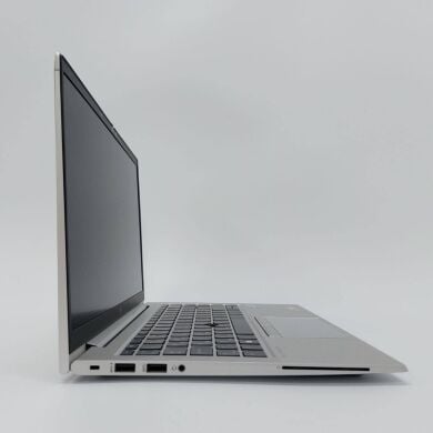 Ультрабук HP ProBook 840 G8 / 14" (1920x1080) IPS / Intel Core i5-1135G7 (4 (8) ядра по 2.4 - 4.2 GHz) / 16 GB DDR4 / 256 GB SSD / Intel Iris Xe Graphics / WebCam