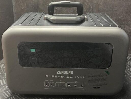 Зарядна станція Zendure SuperBase Pro 1500 / 2000W / 1440 Вт⋅ч / LiFePO4