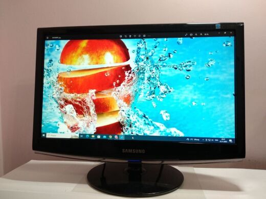 Монитор Б-класс Samsung SyncMaster 2033SN / 20" (1600x900) TN+film / VGA