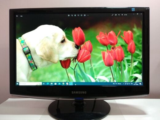 Монитор Б-класс Samsung SyncMaster 2033SN / 20" (1600x900) TN+film / VGA