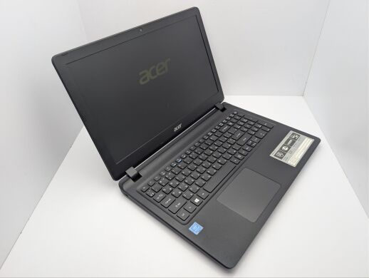 Ноутбук Acer Aspire ES1-532 / 15.6" (1366x768) TN / Intel Pentium N4200 (4 ядра по 1.1 - 2.5 GHz) / 8 GB DDR3 / 320 GB HDD / Intel HD Graphics 505 / WebCam