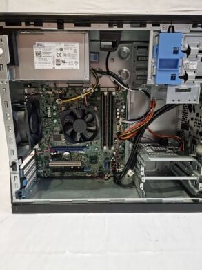 ПК Б-класс Dell Precision T1700 Tower / Intel Core i5-4690K (4 ядра по 3.5 - 3.9 GHz) / 16 GB DDR3 / 256 GB SSD / Intel HD Graphics 4600