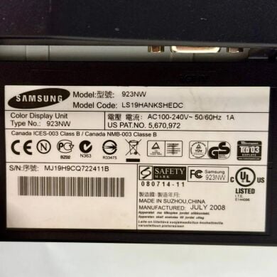 Монітор Samsung SyncMaster 923NW / 19" (1440x900) TN / VGA / VESA 75x75 Монітор Samsung SyncMaster 923NW / 19" (1440x900) TN / VGA / VESA 75x75