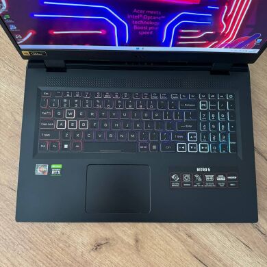 Ігровий ноутбук Б-клас Acer Nitro 5 AN517-42 / 17.3" (1920x1080) IPS / AMD Ryzen 7 6800H (8 (16) ядер по 3.2 - 4.7 GHz) / 16 GB DDR4 / 1000 GB SSD / nVidia GeForce RTX 3060, 6 GB GDDR6, 192-bit / WebCam