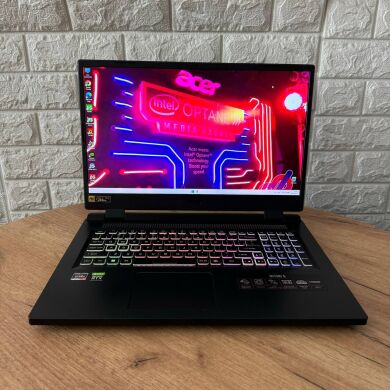Ігровий ноутбук Б-клас Acer Nitro 5 AN517-42 / 17.3" (1920x1080) IPS / AMD Ryzen 7 6800H (8 (16) ядер по 3.2 - 4.7 GHz) / 16 GB DDR4 / 1000 GB SSD / nVidia GeForce RTX 3060, 6 GB GDDR6, 192-bit / WebCam