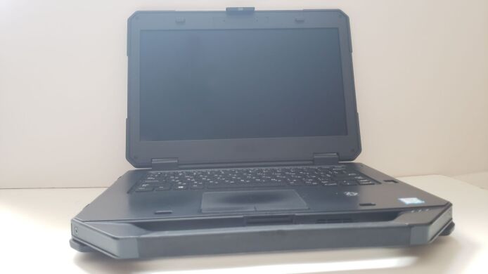 Защищенный ноутбук Dell Latitude 5414 Rugged / 14" (1920x1080) IPS / Intel Core i7-6600U (2 (4) ядра по 2.6 - 3.4 GHz) / 16 GB DDR4 / 512 GB SSD / Intel HD Graphics 520 / WebCam