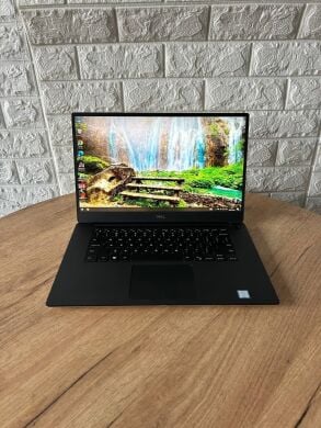 Ігровий ультрабук Б-клас Dell XPS 7590 / 15.6" (1920x1080) IPS / Intel Core i7-9750H (6 (12) ядер по 2.6 - 4.5 GHz) / 16 GB DDR4 / 256 GB SSD M.2 / nVidia GeForce GTX 1650, 4 GB GDDR5, 128-bit / WebCam