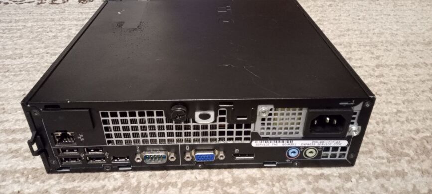 ПК Б-клас Dell OptiPlex 790 USFF / Intel Core i7-2600S (4 (8) ядра по 2.8 - 3.8 GHz) / 4 GB DDR3 / 120 GB SSD / Intel HD Graphics 2000 / DVD-RW ПК Б-клас Dell OptiPlex 790 USFF / Intel Core i7-2600S (4 (8) ядра по 2.8 - 3.8 GHz) / 4 GB DDR3 / 120 GB SSD / Intel HD Graphics 2000 / DVD-RW