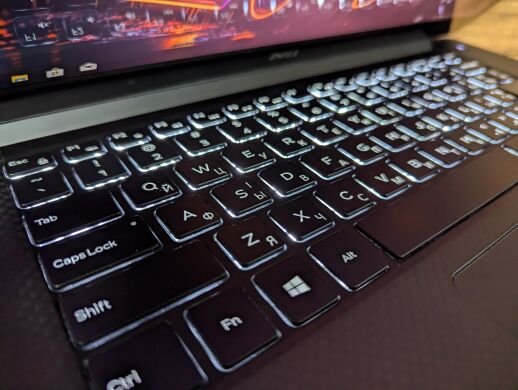 Ігровий ноутбук Dell XPS 15 9550 / 15.6" (3840x2160) IPS Touch / Intel Core i7-6700HQ (4 (8) ядра по 2.6 - 3.5 GHz) / 16 GB DDR4 / 480 GB SSD / nVidia GeForce GTX 960M, 2 GB GDDR5, 128-bit / HDMI / Windows 10