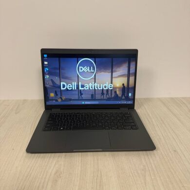 Ультрабук Б-клас Dell Latitude 3440 / 14" (1366x768) TN / Intel Core i3-1215U (6 (8) ядер по 1.2 - 4.4 GHz) / 8 GB DDR4 / 256 GB SSD NVMe / Intel UHD Graphics / WebCam