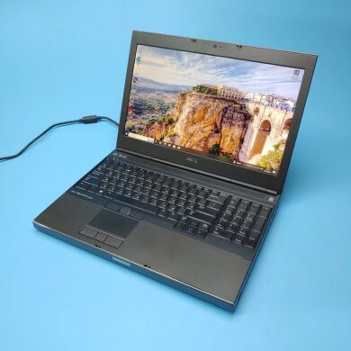 Мобільна робоча станція Б-клас Dell Precision M4800 / 15.6" (1920x1080) TN / Intel Core i7-4800MQ (4 (8) ядра по 2.7 - 3.7 GHz) / 16 GB DDR3 / 512 GB SSD / nVidia Quadro K2100M, 2 GB GDDR5, 128-bit / DVD-ROM / WebCam / Win 10 Pro