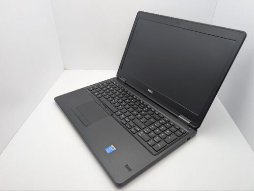 Ноутбук Dell Latitude E5550 / 15.6" (1920x1080) IPS / Intel Core i5-5300U (2 (4) ядра по 2.3 - 2.9 GHz) / 8 GB DDR3 / 240 GB SSD / nVidia GeForce 830M, 2 GB GDDR3, 64-bit / WebCam