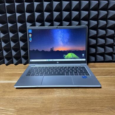 Ультрабук HP ProBook 430 G8 / 13.3" (1366x768) TN / Intel Core i3-1115G4 (2 (4) ядра по 4.1 GHz) / 8 GB DDR4 / 128 GB SSD / Intel UHD Graphics / WebCam