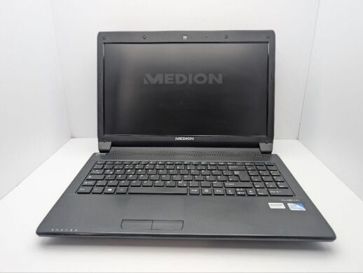 Ноутбук Medion Akoya E6227 / 15.6" (1366x768) TN / Intel Core i7-3630QM (4 (8) ядра по 2.4 - 3.4 GHz) / 8 GB DDR3 / 500 GB HDD / Intel HD Graphics 4000 / WebCam / DVD-ROM Ноутбук Medion Akoya E6227 / 15.6" (1366x768) TN / Intel Core i7-3630QM (4 (8) ядра по 2.4 - 3.4 GHz) / 8 GB DDR3 / 500 GB HDD / Intel HD Graphics 4000 / WebCam / DVD-ROM
