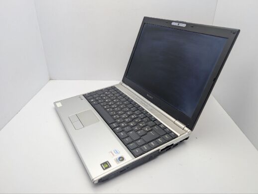 Ноутбук Sony VGN-SZ61MN / 13.3" (1366x768) TN / Intel Core 2 Duo T5600 (2 ядра по 1.8 GHz) / 4 GB DDR2 / 160 GB HDD / Intel Graphics / WebCam / АКБ не держит