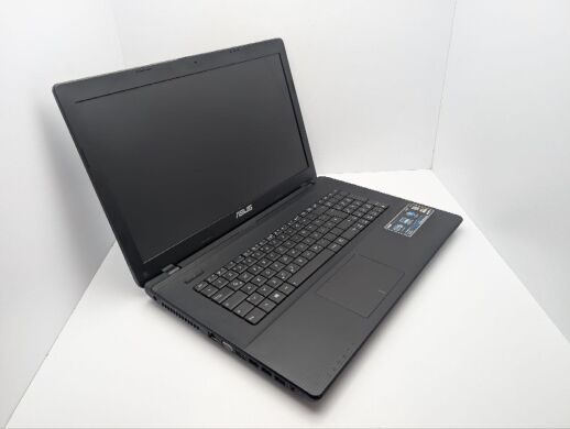 Ноутбук Asus F75A / 17.3'' (1600x900) TN / Intel Pentium B980 (2 ядра по 2.4 GHz) / 8 GB DDR3 / 500 GB HDD / Intel Graphics / WebCam / DVD-ROM