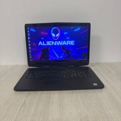 Игровой ноутбук Б-класс Dell Alienware m17 / 17.3" (1920x1080) IPS / Intel Core i7-8750H (6 (12) ядер по 2.2 - 4.1 GHz) / 16 GB DDR4 / 128 GB SSD NVMe + 1000 GB HDD / nVidia GeForce RTX 2070 Max-Q, 8 GB GDDR6, 256-bit / WebCam