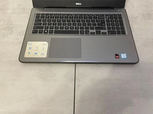 Игровой ноутбук Dell Inspiron 15 5567 / 15.6" (1920x1080) TN / Intel Core i7-7500U (2 (4) ядра по 2.7 - 3.5 GHz) / 8 GB DDR4 / 256 GB SSD NEW / AMD Radeon R7 M445, 4GB GDDR5, 64-bit / WebCam / HDMI Игровой ноутбук Dell Inspiron 15 5567 / 15.6" (1920x1080) TN / Intel Core i7-7500U (2 (4) ядра по 2.7 - 3.5 GHz) / 8 GB DDR4 / 256 GB SSD NEW / AMD Radeon R7 M445, 4GB GDDR5, 64-bit / WebCam / HDMI