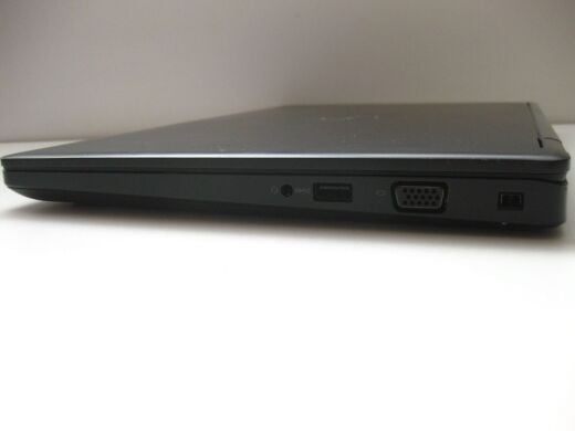 Ігровий ноутбук Dell Latitude 5480 / 14" (1920x1080) IPS / Intel Core i5-7440HQ (4 ядра по 2.8 - 3.8 GHz) / 16 GB DDR4 / 512 GB SSD NEW / nVidia GeForce 930MX, 2 GB GDDR5, 64-bit / WebCam