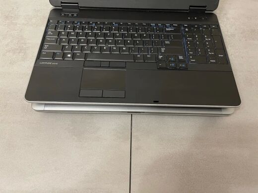 Ігровий ноутбук Dell Latitude E6540 / 15.6" (1920x1080) IPS / Intel Core i7-4610M (2 (4) ядра по 3.0 - 3.7 GHz) / 16 GB DDR3 / 256 GB SSD NEW / AMD Radeon HD 8790M, 2 GB GDDR5, 128-bit / WebCam / DVD-RW / HDMI