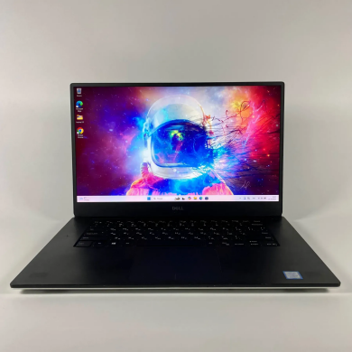 Мобильная рабочая станция Dell Precision 5530 / 15.6" (1920x1080) IPS / Intel Core i7-8850H (6 (12) ядра по 2.6 - 4.3 GHz) / 16 GB DDR4 / 512 GB SSD / nVidia Quadro P1000, 4 GB GDDR5, 128-bit / HDMI Мобильная рабочая станция Dell Precision 5530 / 15.6" (1920x1080) IPS / Intel Core i7-8850H (6 (12) ядра по 2.6 - 4.3 GHz) / 16 GB DDR4 / 512 GB SSD / nVidia Quadro P1000, 4 GB GDDR5, 128-bit / HDMI